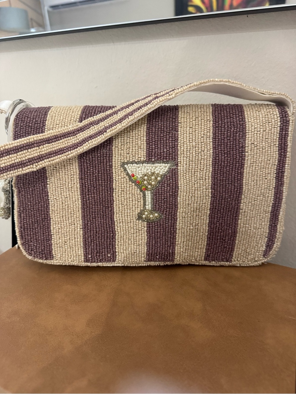 NWT Chic Martini Beaded Bag - Picture 3 of 4